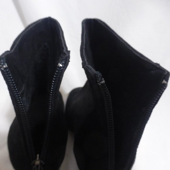 Black suede boots with rhinestones detail on the heel and on the zip pull charm - Picture 9 of 14